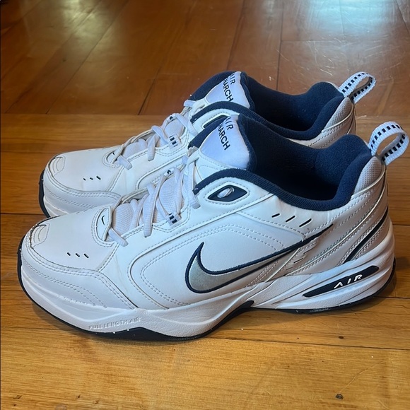 Nike Men's White Air Monarch IV Training Shoes Size 11 - Picture 2 of 8